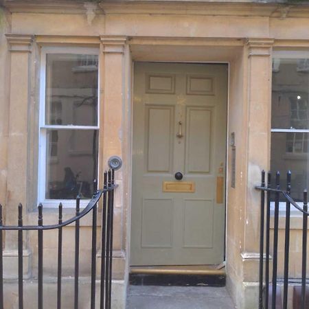 Pass The Keys Stylish 2 Bed Eco Flat In The Heart Of Bath Apartment Exterior photo