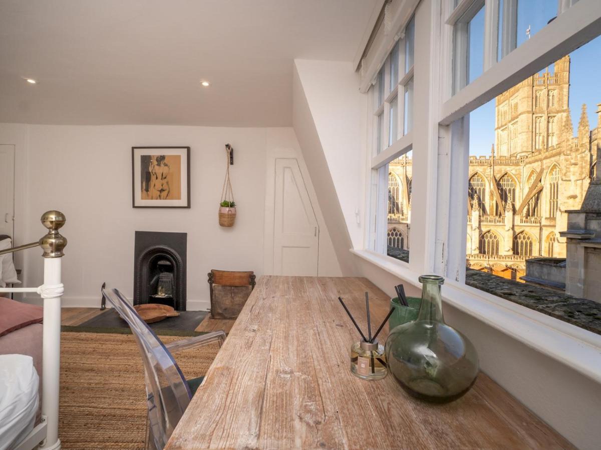 Pass The Keys Stylish 2 Bed Eco Flat In The Heart Of Bath Apartment Exterior photo
